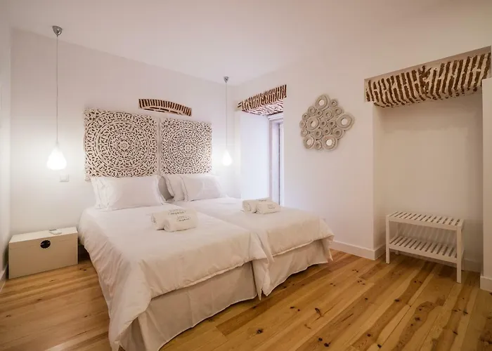 Sunshine House - Exclusive - By The Castle Lissabon